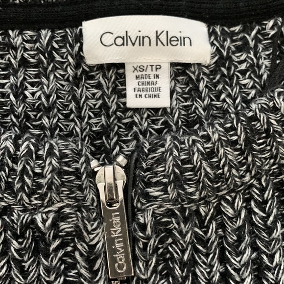 Calvin Klein sweater, size XS - Picture 6 of 10